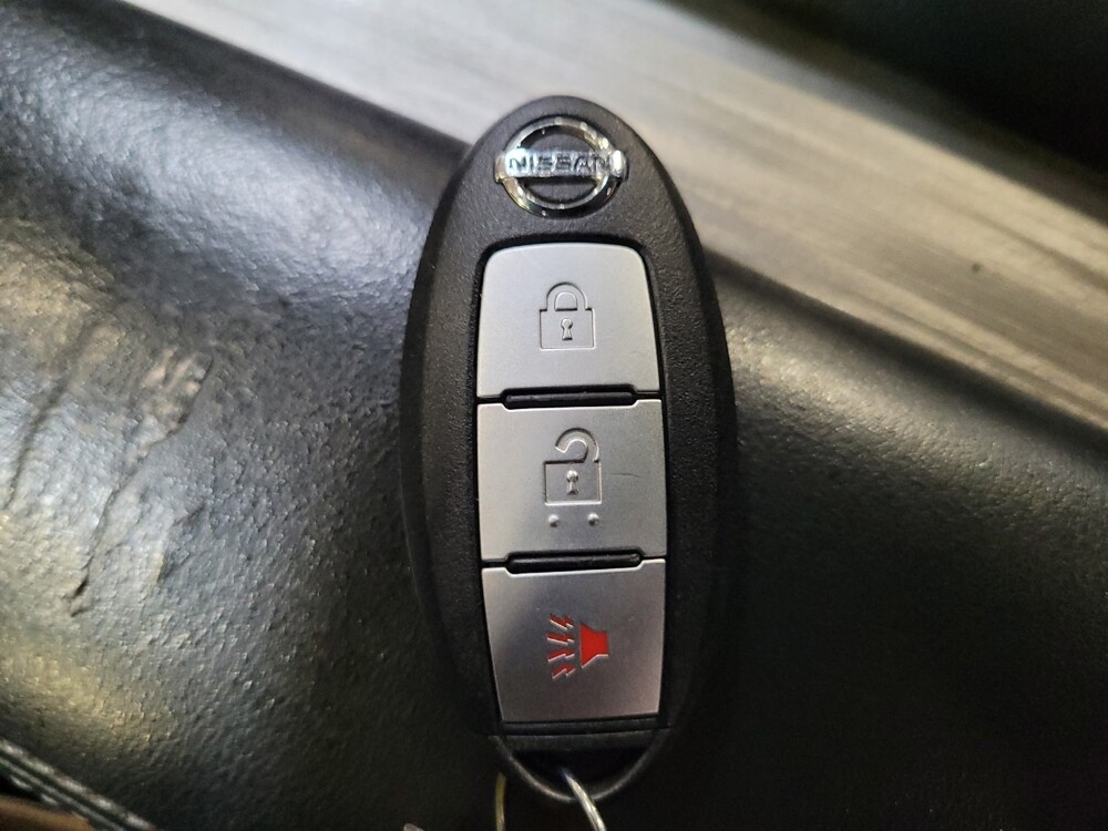 2017 Nissan Murano in Fresno, CA 93726 - 18123600 32