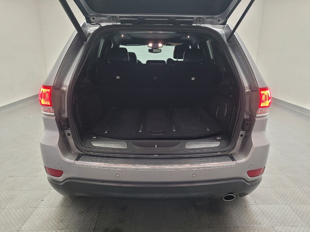 2017 Jeep Grand Cherokee in Downey, CA 90241 - 18123602 29