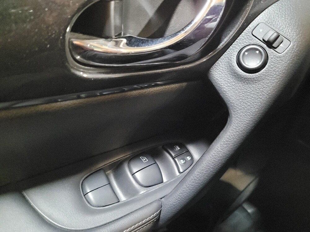 2020 Nissan Rogue in Torrance, CA 90504 - 18123603 27