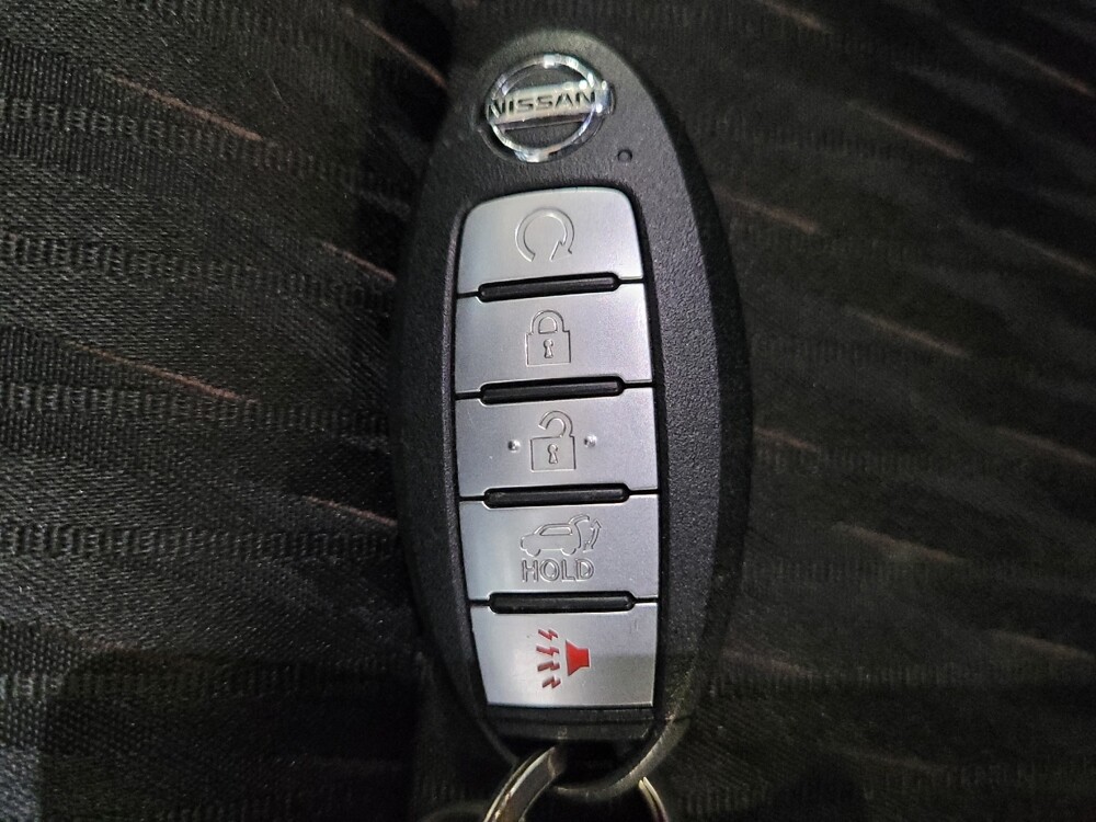 2020 Nissan Rogue in Torrance, CA 90504 - 18123603 32