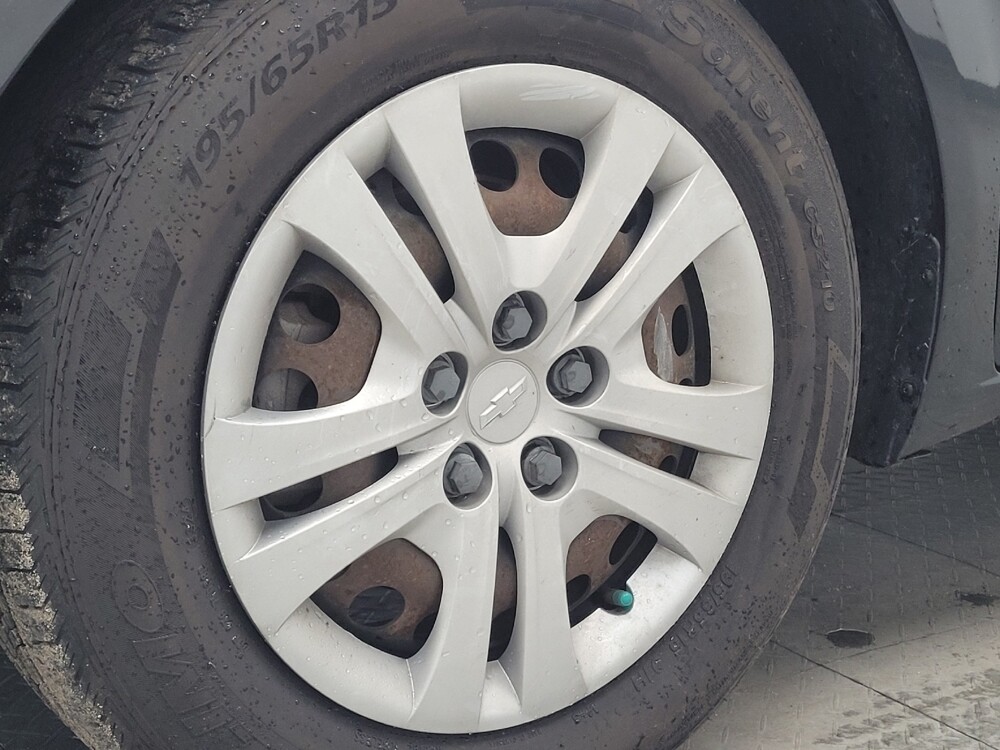 2020 Chevrolet Sonic in Memphis, TN 38128 - 18123606 31