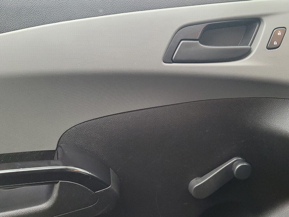 2020 Chevrolet Sonic in Memphis, TN 38128 - 18123606 27