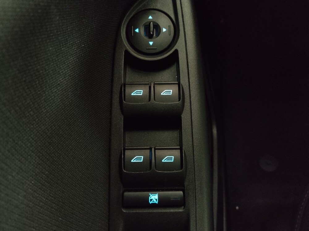 2018 Ford Focus in Birmingham, AL 35215 - 18123611 27