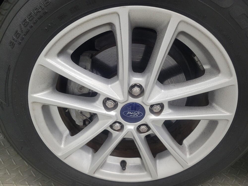 2018 Ford Focus in Birmingham, AL 35215 - 18123611 31