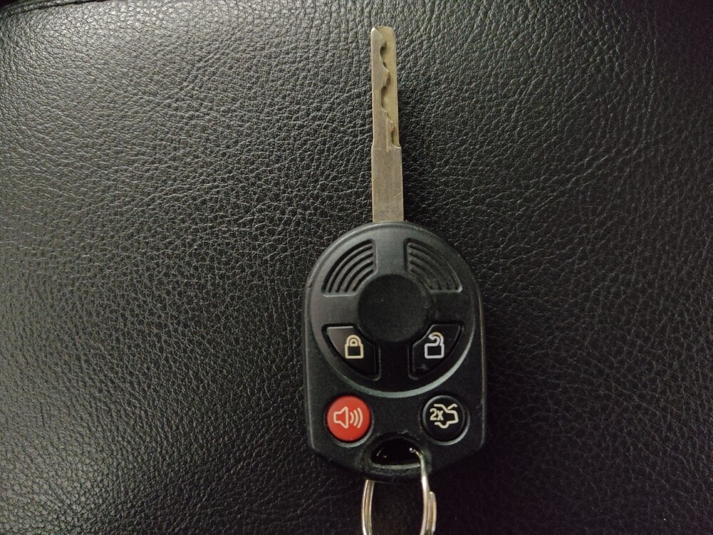 2018 Ford Focus in Birmingham, AL 35215 - 18123611 32