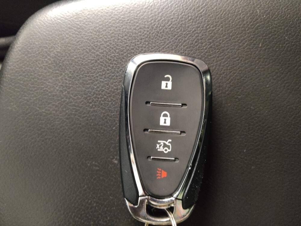 2020 Chevrolet Malibu in Chattanooga, TN 37421 - 18123613 32