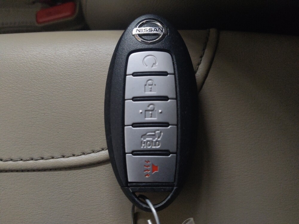 2018 Nissan Rogue in Knoxville, TN 37923 - 18123616 32