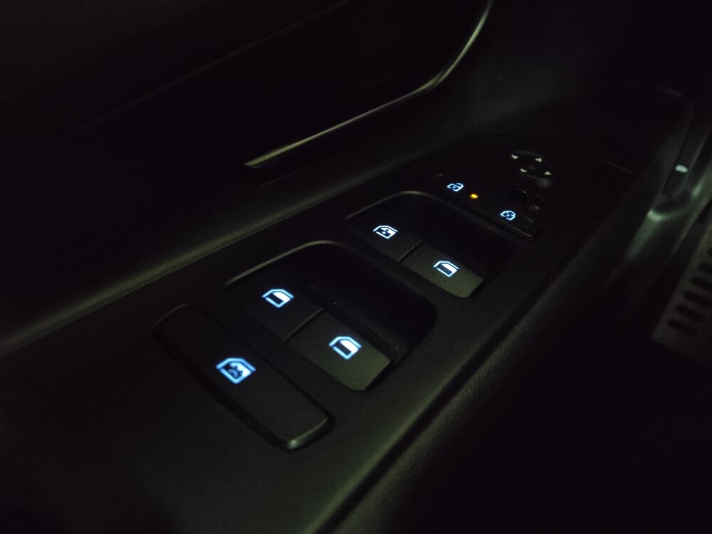 2025 Hyundai Elantra in Chattanooga, TN 37421 - 18123618 27