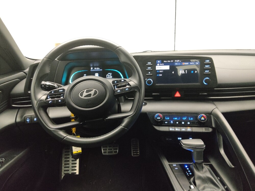 2025 Hyundai Elantra in Chattanooga, TN 37421 - 18123618 22