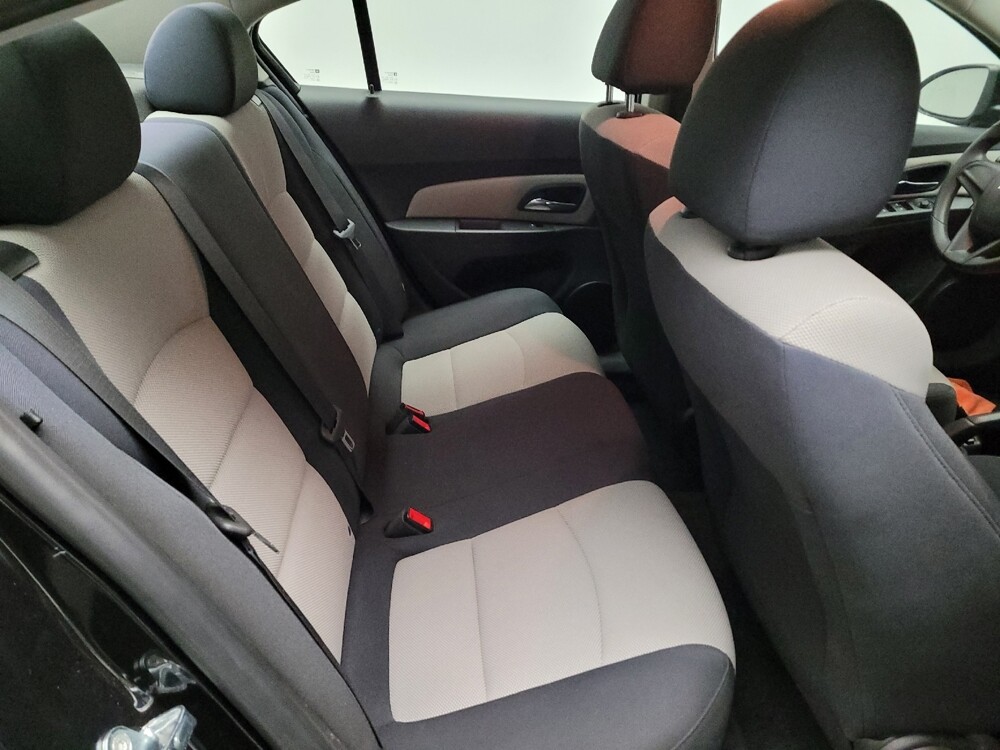 2016 Chevrolet Cruze in Fresno, CA 93726 - 18123637 19