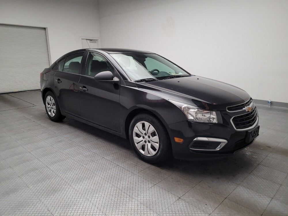 2016 Chevrolet Cruze in Fresno, CA 93726 - 18123637 13