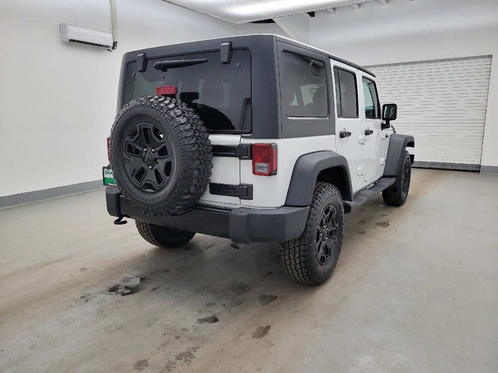 2018 Jeep Wrangler in Cincinnati, OH 45255 - 18123638 9