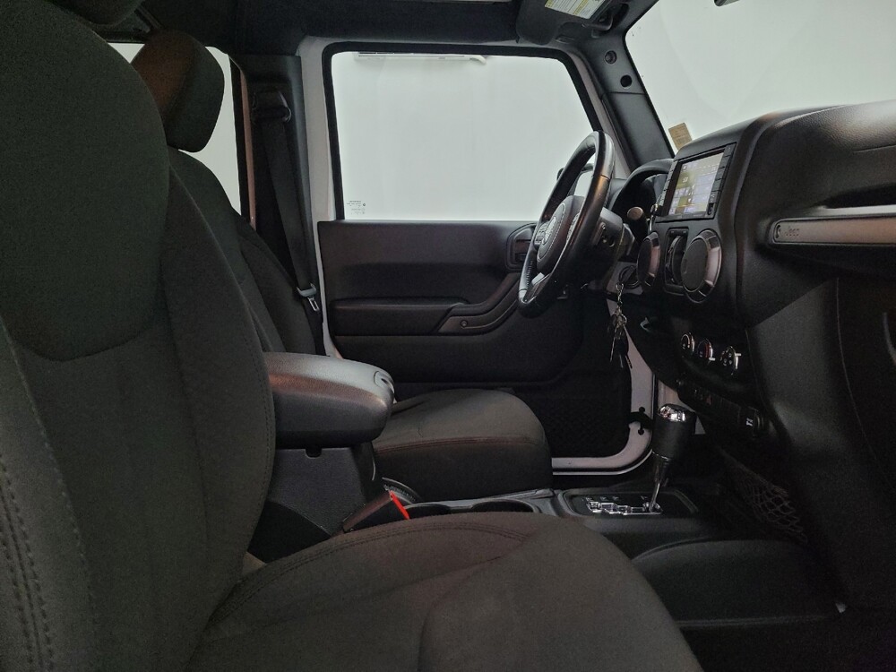 2018 Jeep Wrangler in Cincinnati, OH 45255 - 18123638 21