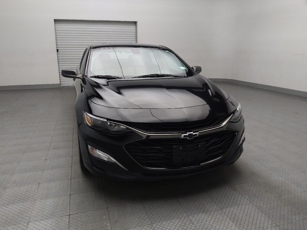 2019 Chevrolet Malibu in Lewisville, TX 75067 - 18123650 14