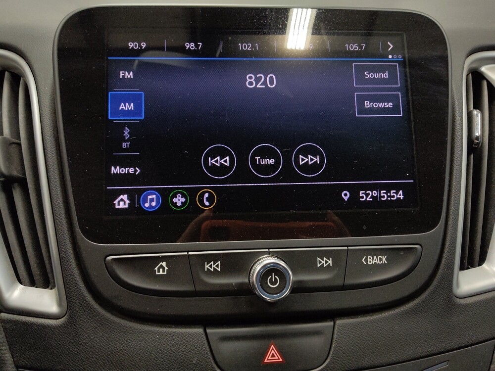 2019 Chevrolet Malibu in Lewisville, TX 75067 - 18123650 25