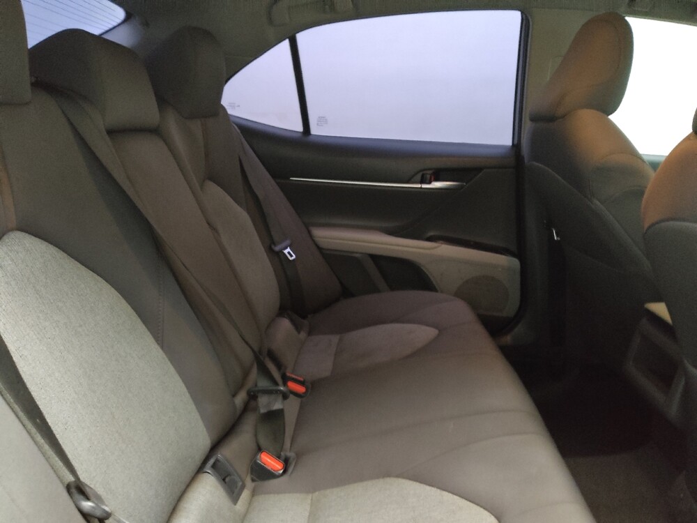 2019 Toyota Camry in Plano, TX 75074 - 18123656 19