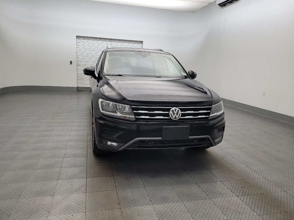 2020 Volkswagen Tiguan in Glendale, AZ 85301 - 18123660 14