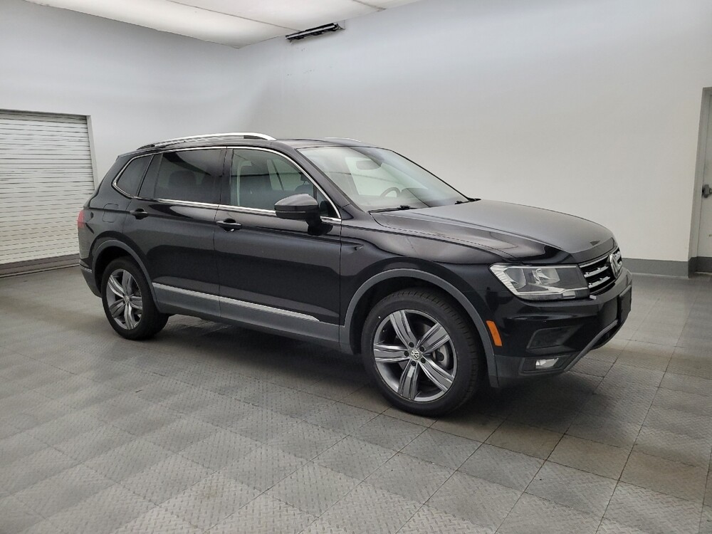 2020 Volkswagen Tiguan in Glendale, AZ 85301 - 18123660 11