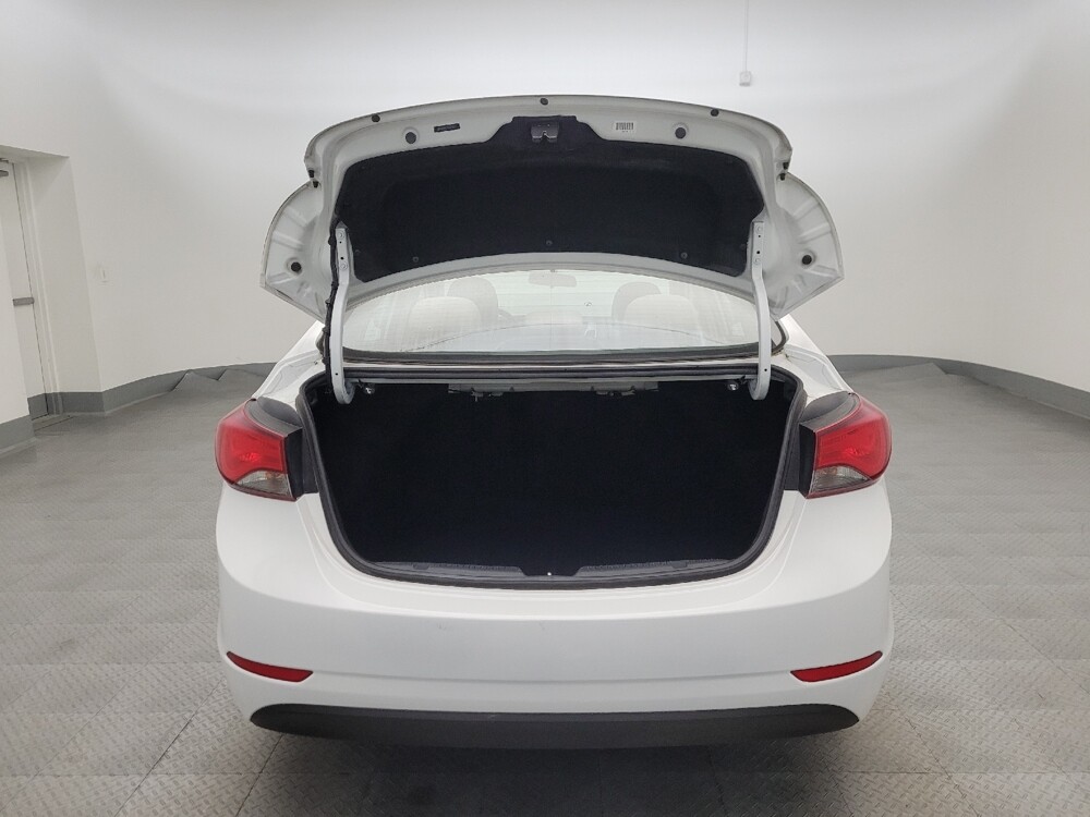 2016 Hyundai Elantra in Glendale, AZ 85301 - 18123663 29