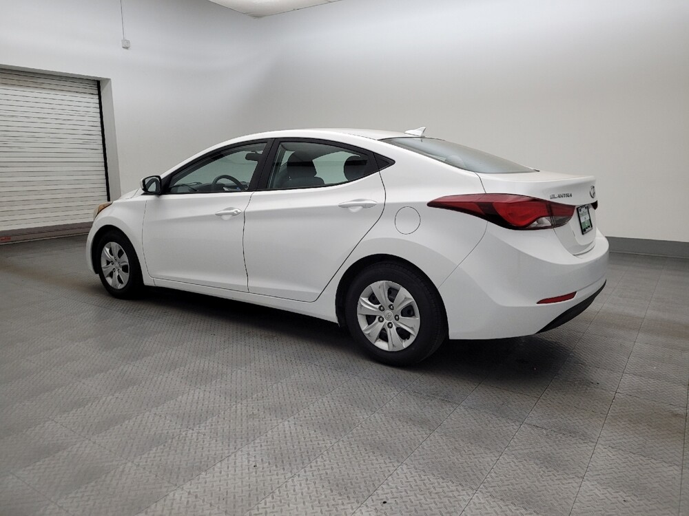 2016 Hyundai Elantra in Glendale, AZ 85301 - 18123663 3
