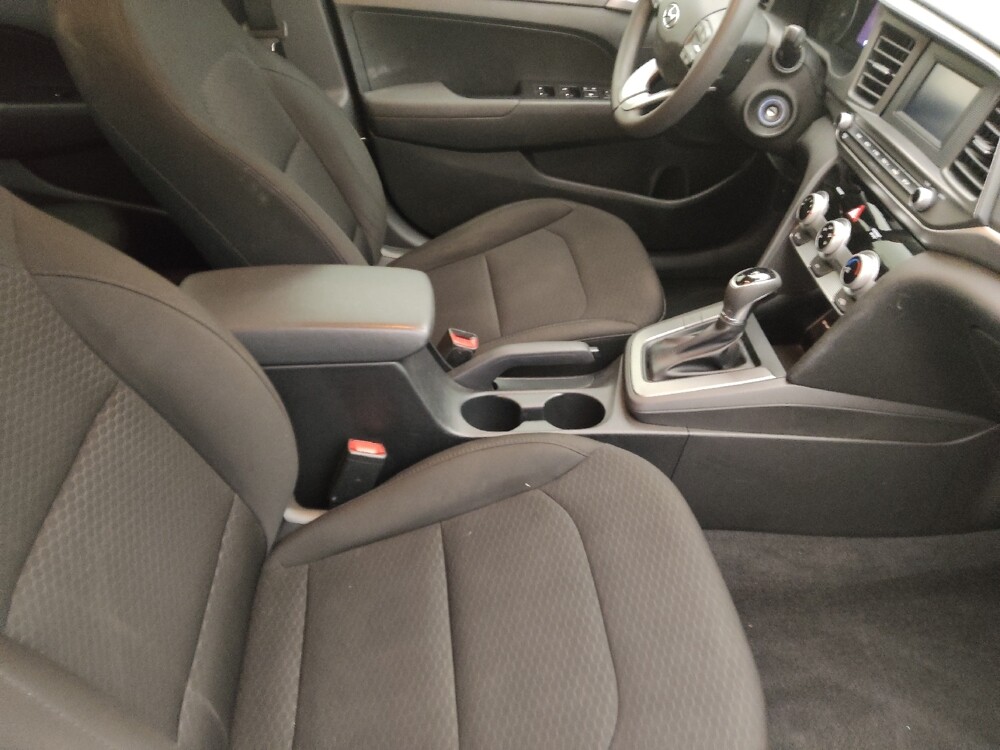 2019 Hyundai Elantra in Tampa, FL 33619 - 18123674 21