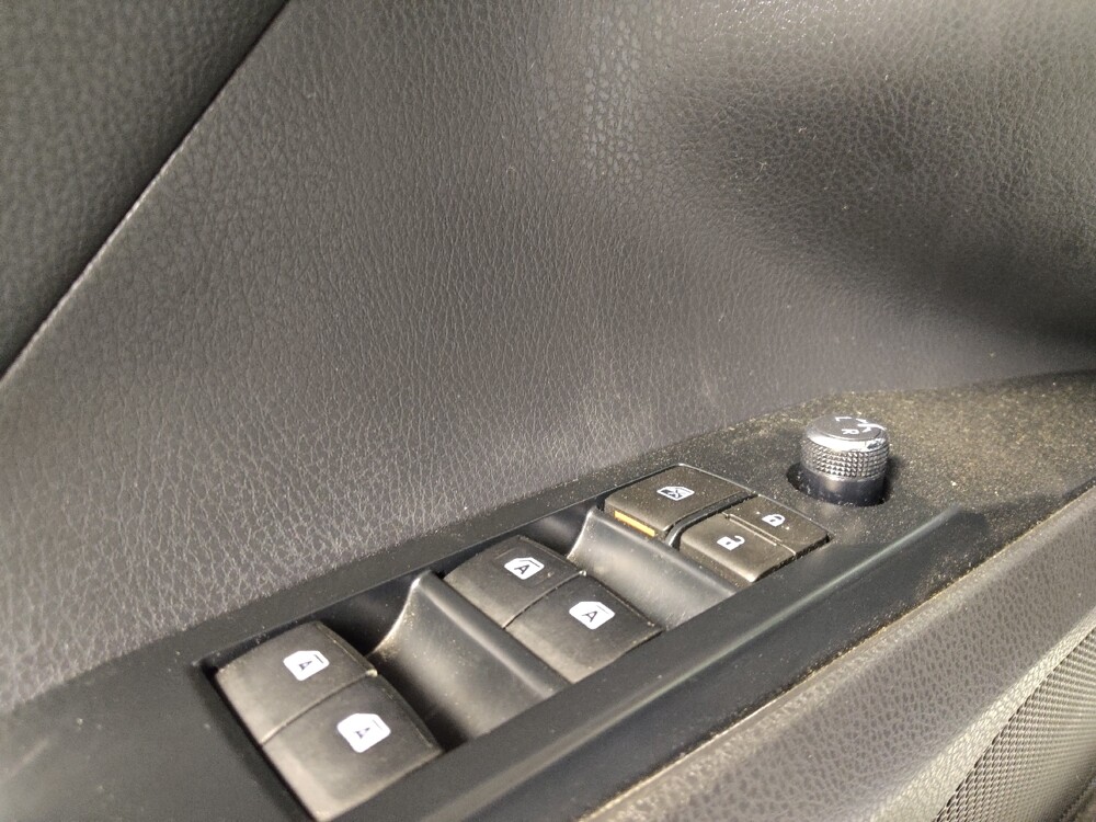 2020 Toyota Camry in Lakeland, FL 33815 - 18123678 27