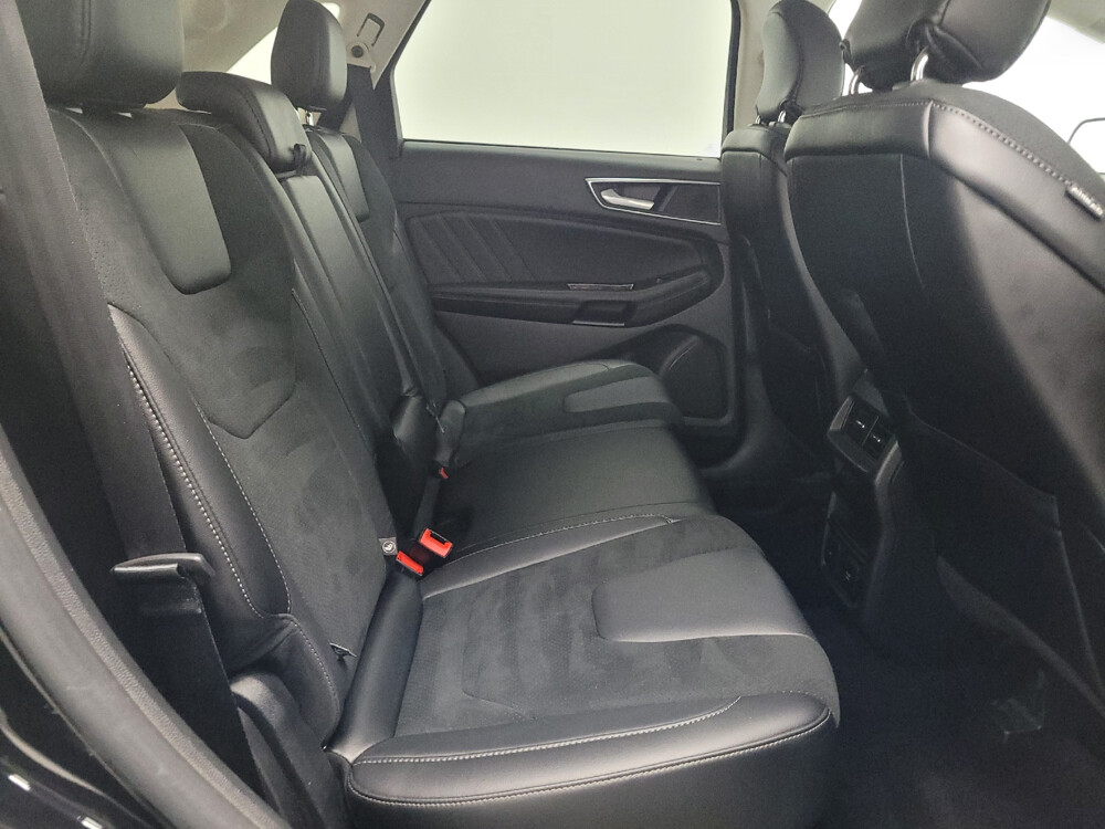 2016 Ford Edge in Las Vegas, NV 89104 - 18123682 19