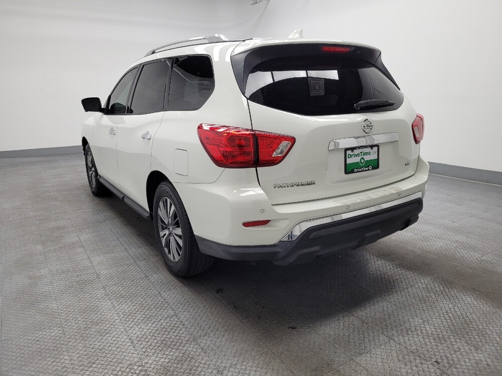2019 Nissan Pathfinder in Las Vegas, NV 89102 - 18123683 5