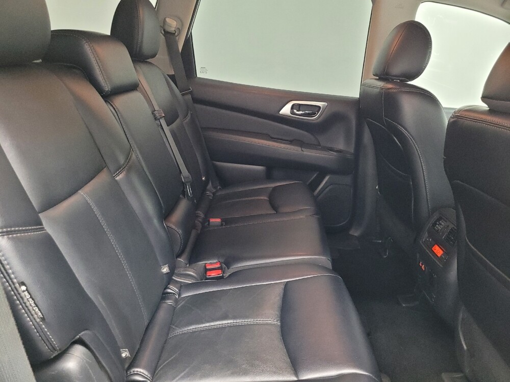 2019 Nissan Pathfinder in Las Vegas, NV 89102 - 18123683 19