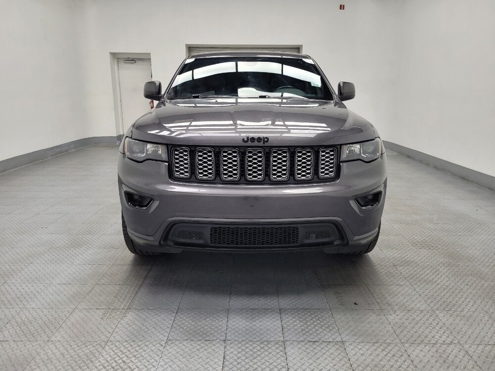 2017 Jeep Grand Cherokee in Las Vegas, NV 89104 - 18123684 15