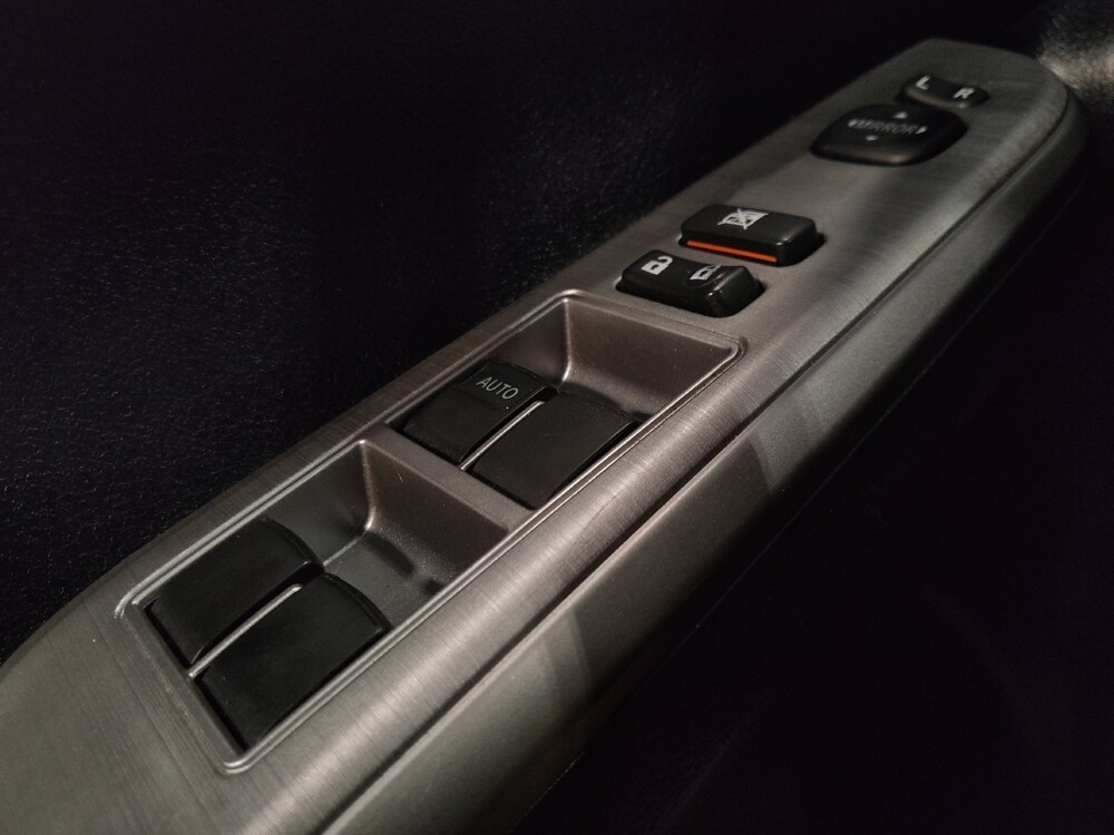 2013 Toyota Camry in Miami, FL 33157 - 18123685 27