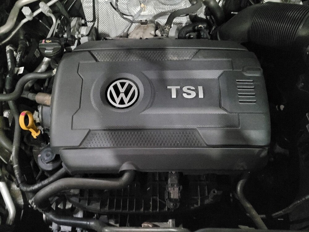 2021 Volkswagen Atlas in Pittsburgh, PA 15236 - 18123686 30