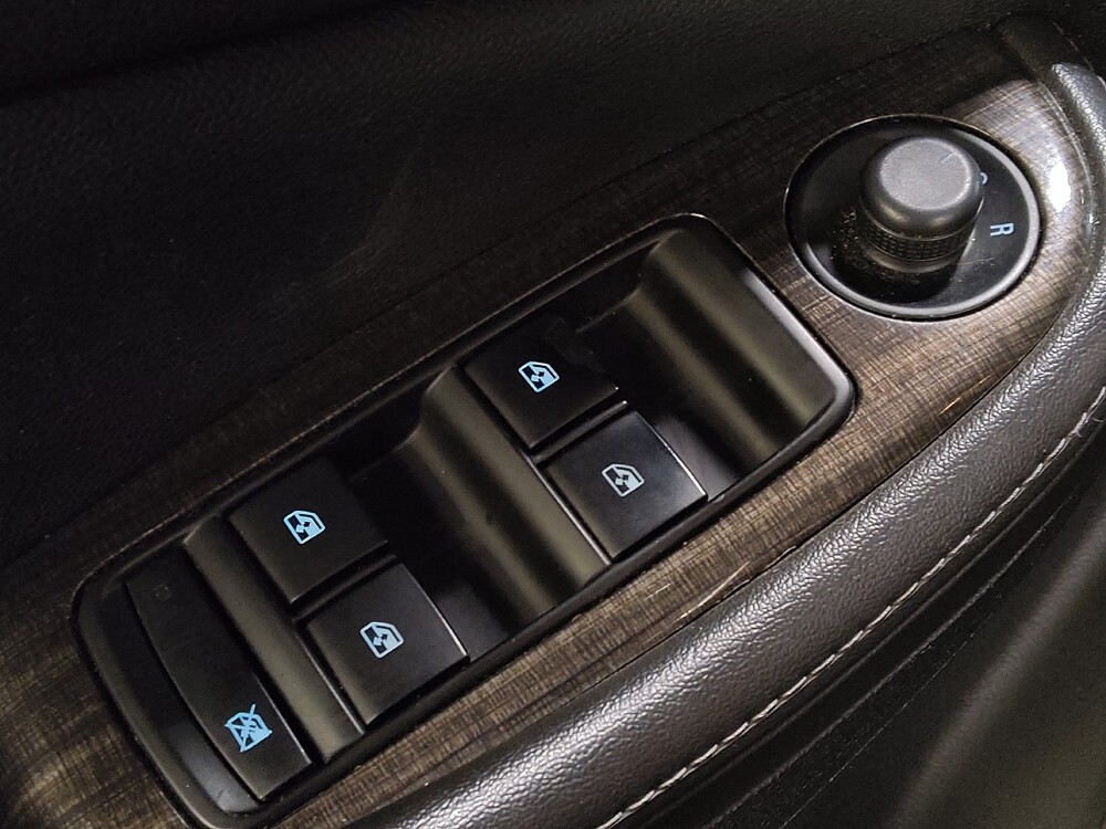 2015 Chevrolet Malibu in Jacksonville, FL 32225 - 18123690 27