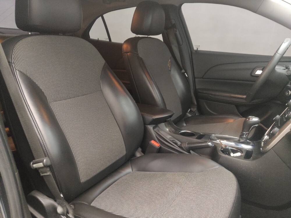 2015 Chevrolet Malibu in Jacksonville, FL 32225 - 18123690 21