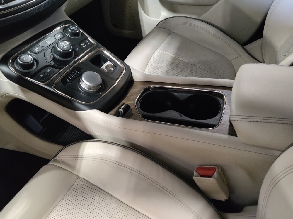 2015 Chrysler 200 in Jacksonville, FL 32210 - 18123692 26