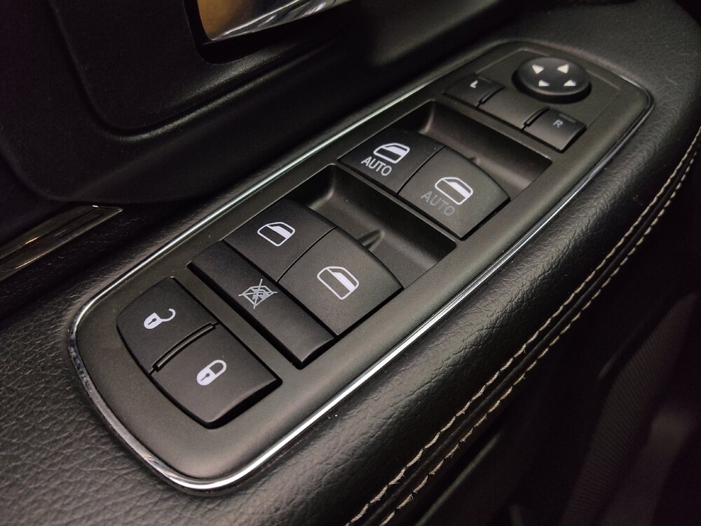 2014 RAM 1500 in Salem, VA 24153 - 18123697 27