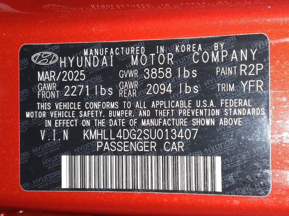 2025 Hyundai Elantra in Orlando, FL 32808 - 18123701 33