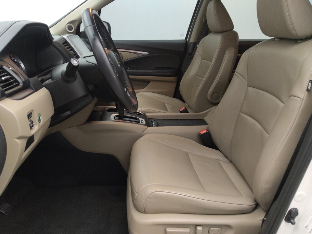 2017 Honda Pilot in Salem, VA 24153 - 18123710 17