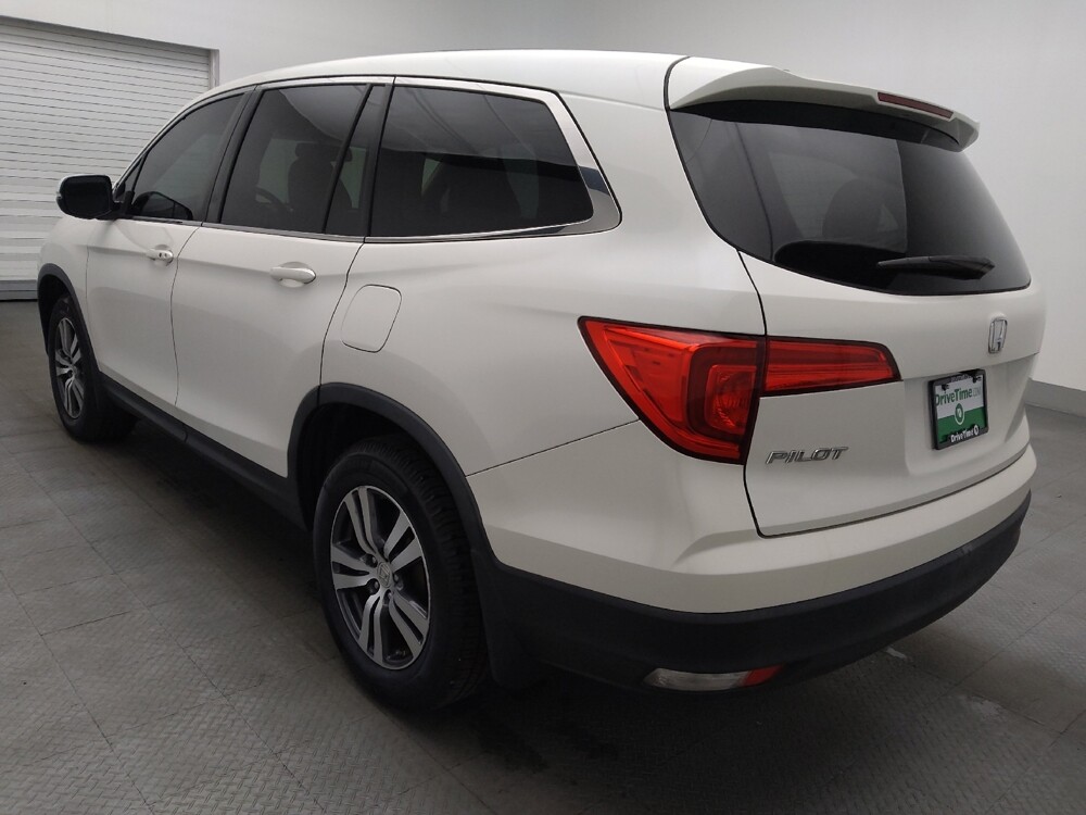 2017 Honda Pilot in Salem, VA 24153 - 18123710 5