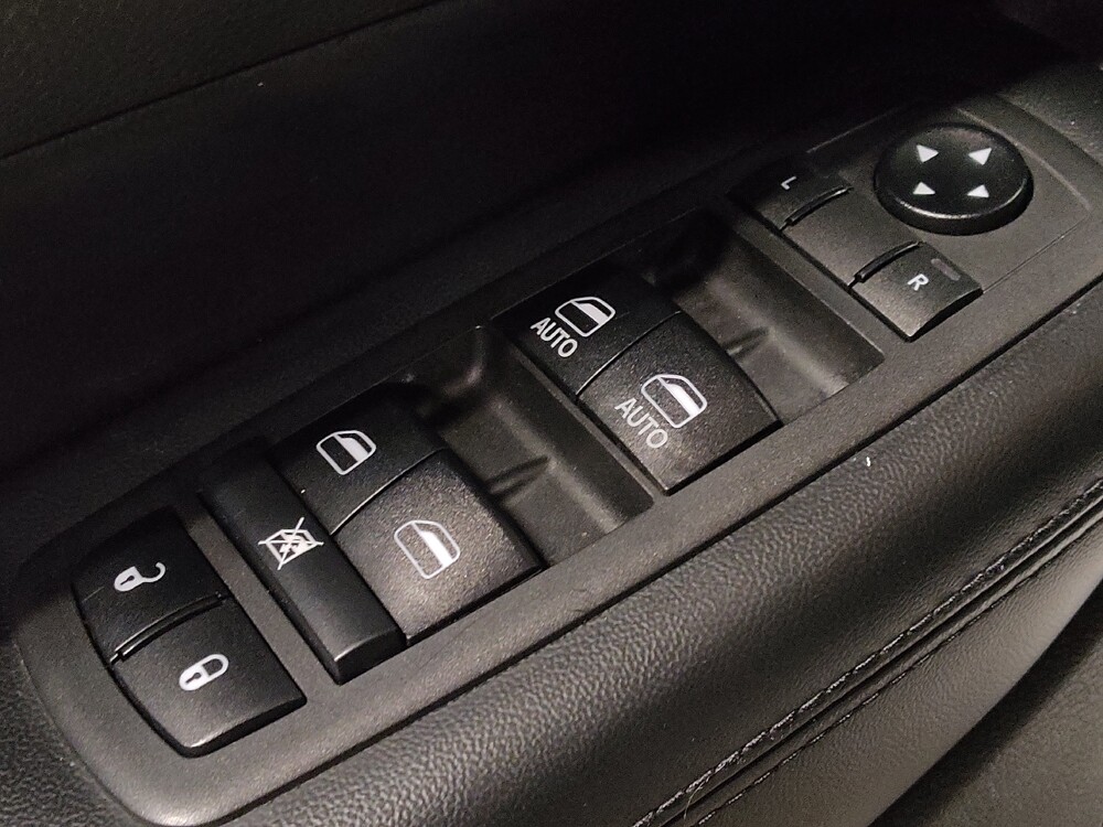 2019 Jeep Grand Cherokee in Jacksonville, FL 32225 - 18123711 27