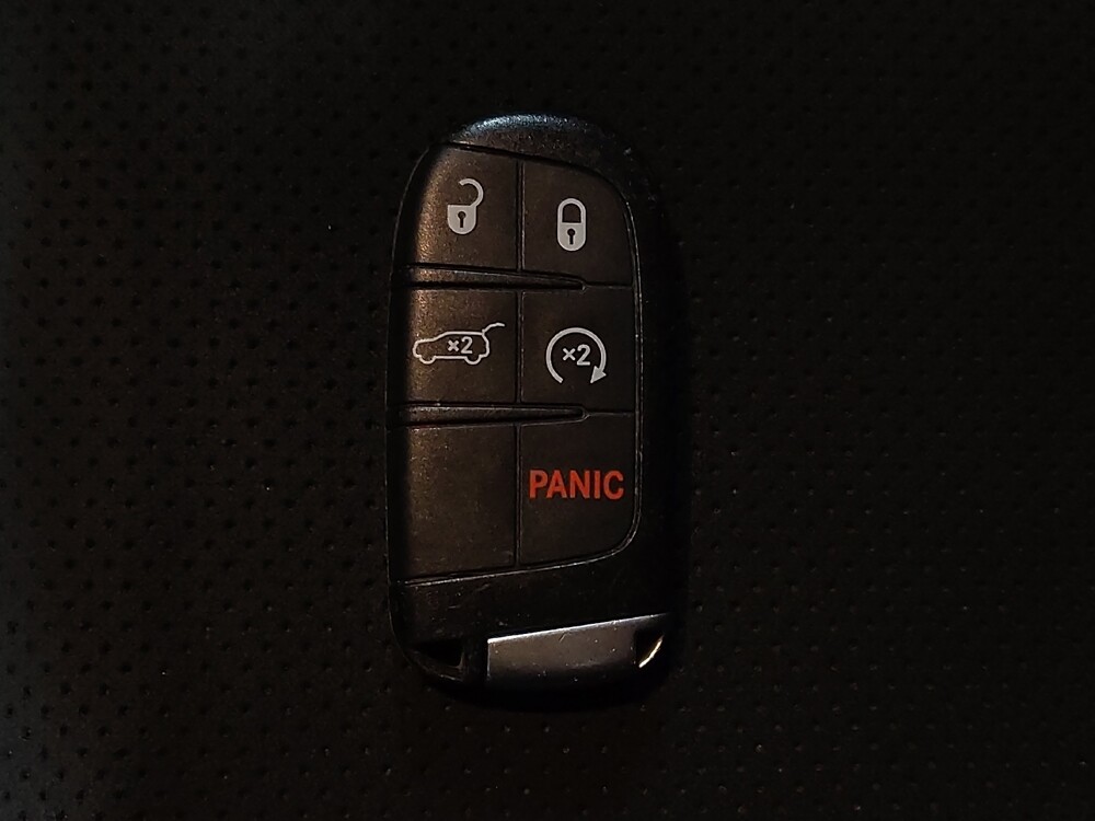 2019 Jeep Grand Cherokee in Jacksonville, FL 32225 - 18123711 32