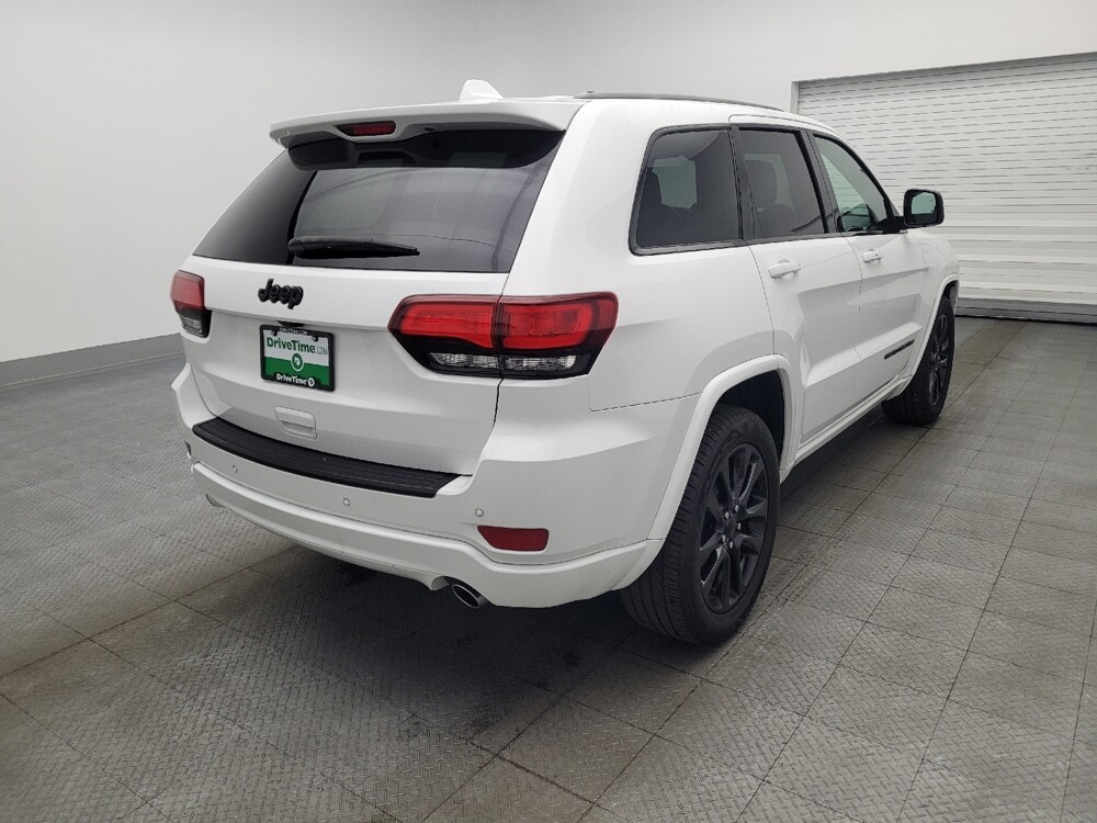 2019 Jeep Grand Cherokee in Jacksonville, FL 32225 - 18123711 9