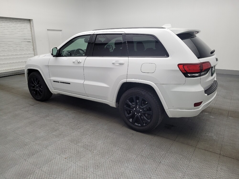 2019 Jeep Grand Cherokee in Jacksonville, FL 32225 - 18123711 3