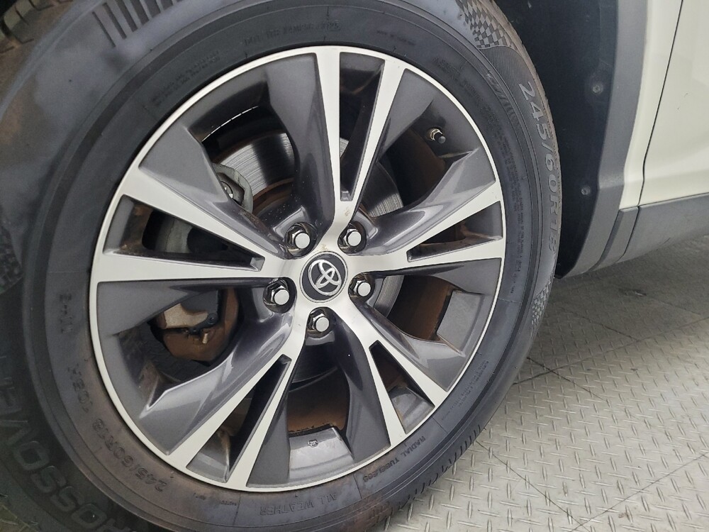 2019 Toyota Highlander in Savannah, GA 31419 - 18123716 31