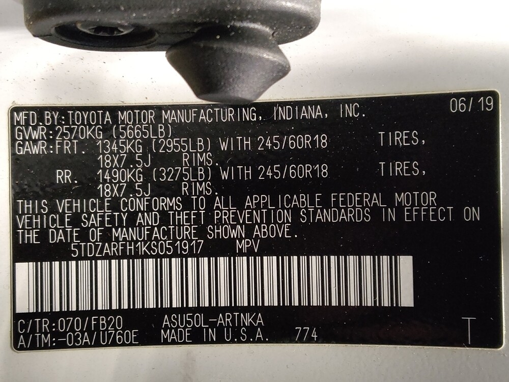 2019 Toyota Highlander in Savannah, GA 31419 - 18123716 33