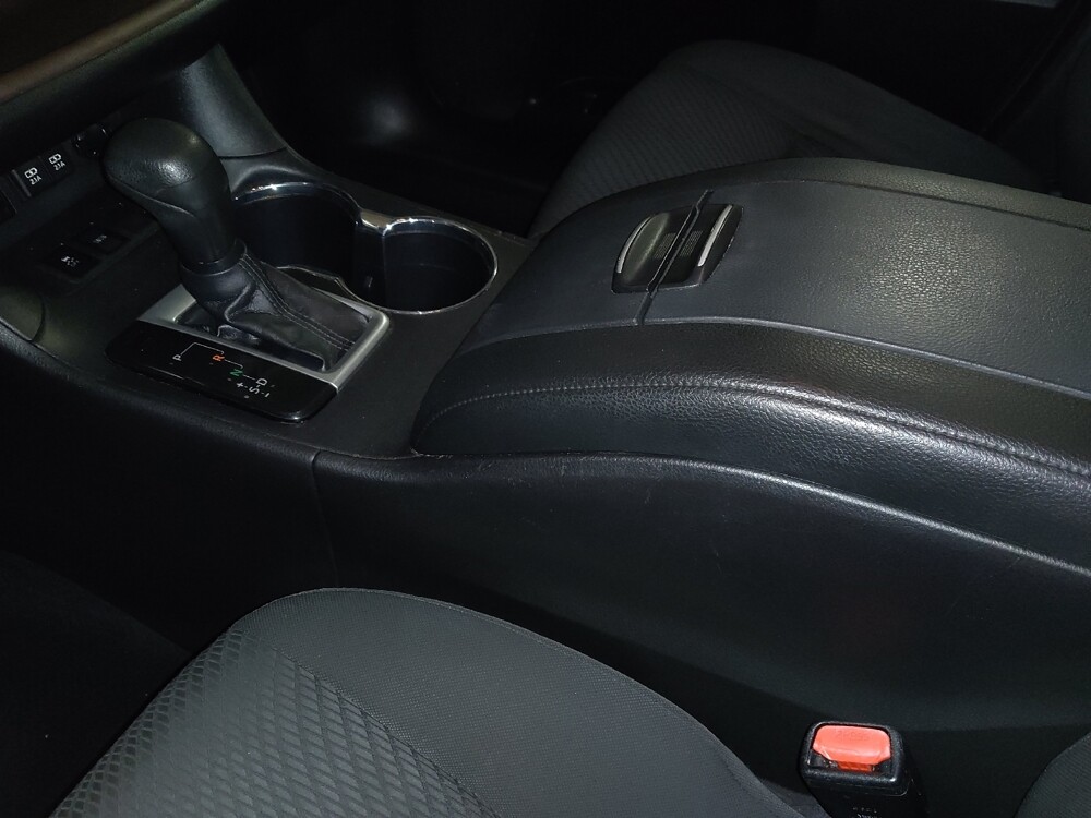 2019 Toyota Highlander in Savannah, GA 31419 - 18123716 26