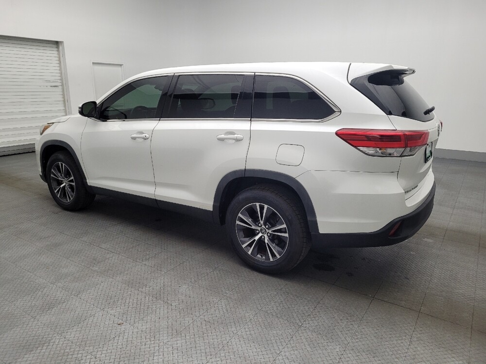 2019 Toyota Highlander in Savannah, GA 31419 - 18123716 3