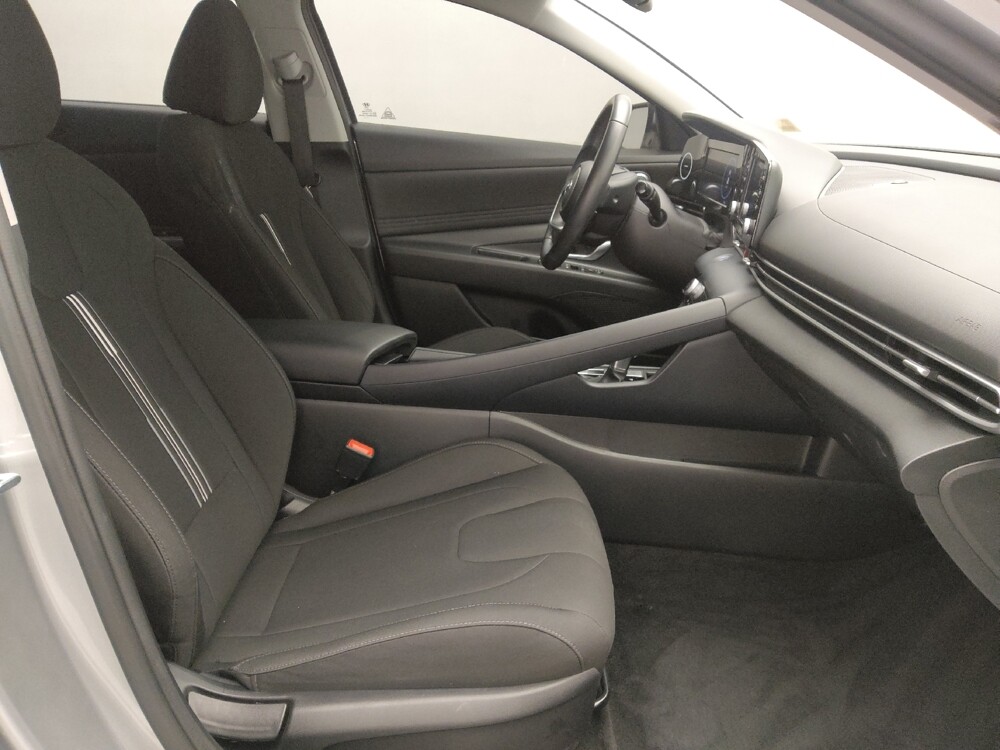 2022 Hyundai Elantra in Ocala, FL 34471 - 18123717 21