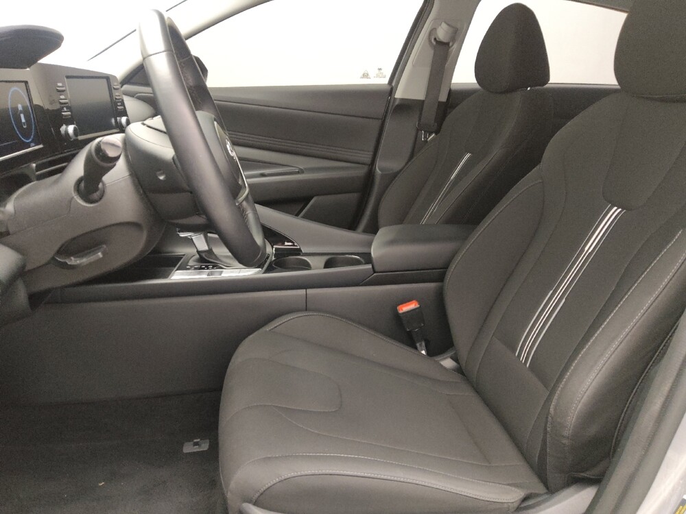 2022 Hyundai Elantra in Ocala, FL 34471 - 18123717 17