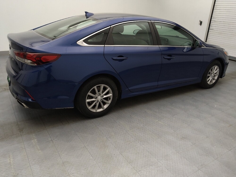 2019 Hyundai Sonata in Greenville, SC 29607 - 18123719 10